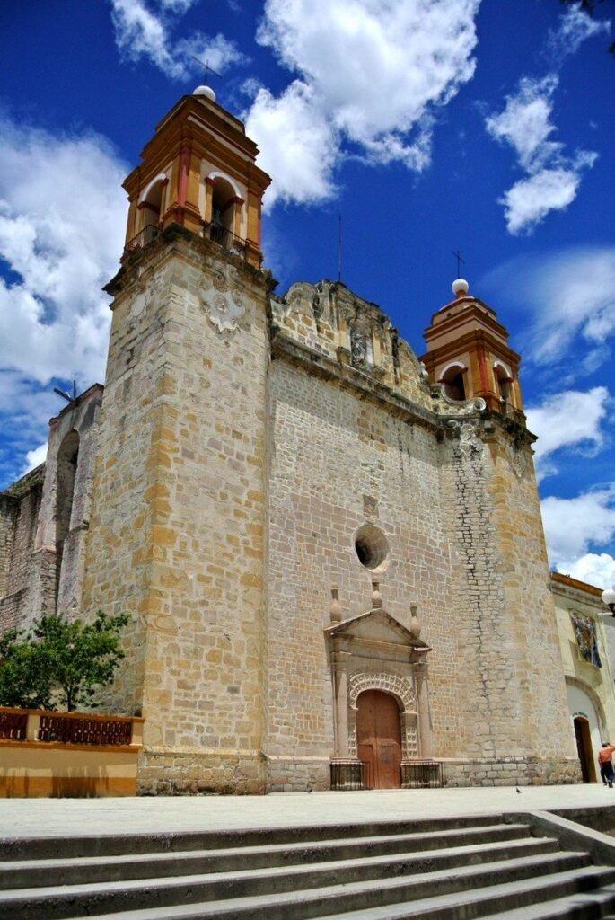 INMOBILIARIA APROYEV EN TLAXIACO